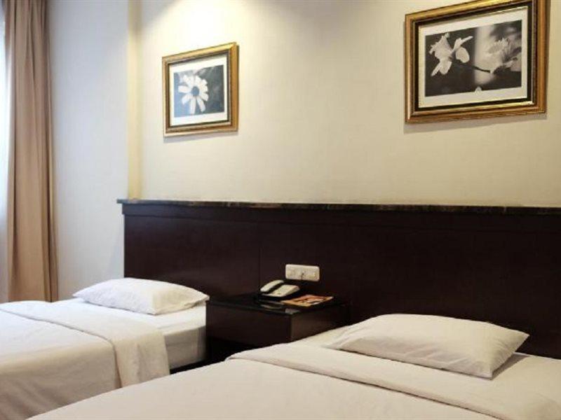 Grand Sakura Hotel Medan Kültér fotó