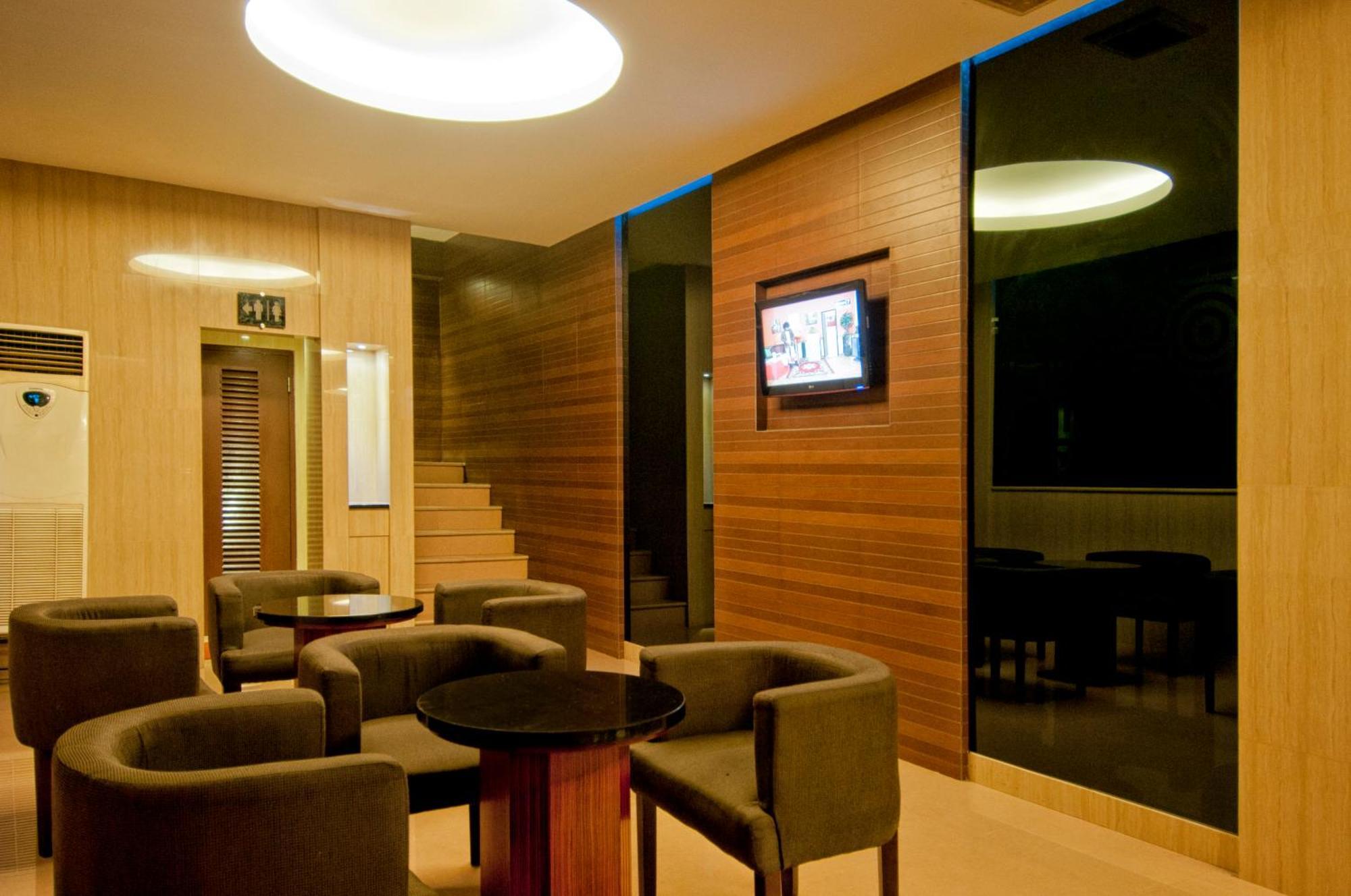 Grand Sakura Hotel Medan Kültér fotó
